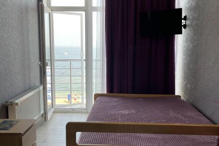 Люкс 3-местный (море)