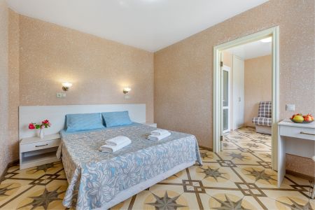 Семейный 4-местный