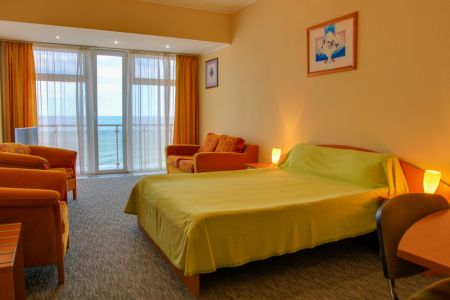 Улучшенный 3-местный 1-комнатный с балконом