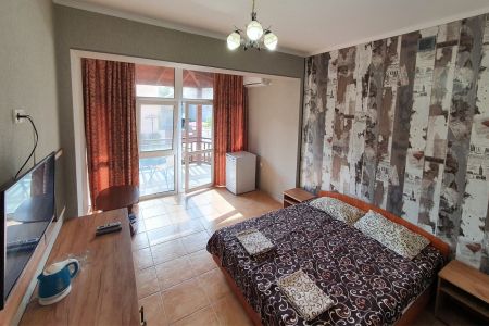 Семейный Полулюкс 4-местный 2-комнатный