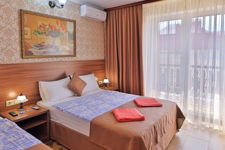 Номер 3-местный номер с балконом