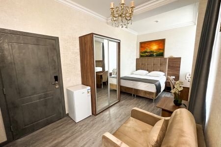 Студия 3-местная