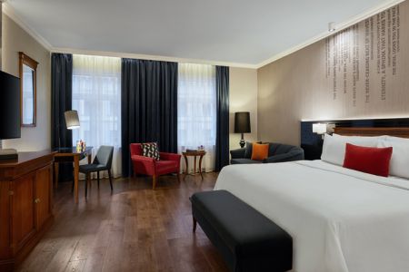 Superior 2-местный dbl с диваном на 4 этаже