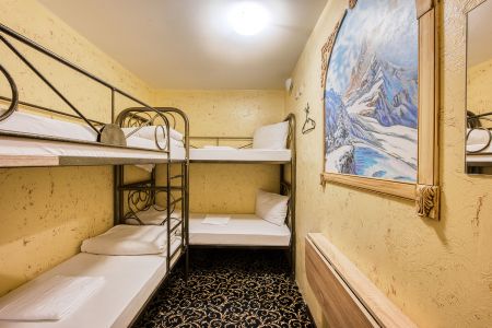 Бюджетный 4-местный, без окна