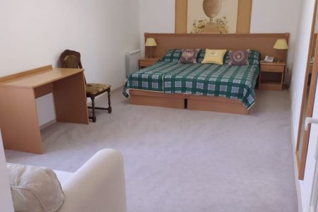 Джуниор сюит 2-местный 2-комнатный без балкона №2 Восток корпус 2