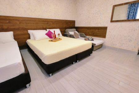 Полулюкс 4-местный 1-комнатный (вид на море)