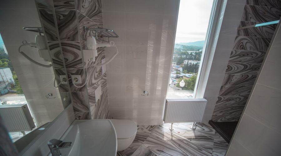 Люкс 4-местный 2-комнатный