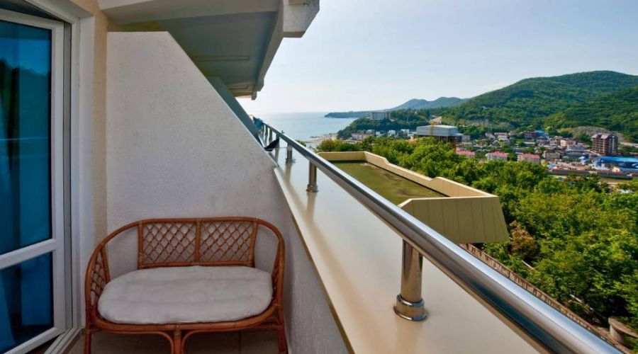 Улучшенный 2-местный 2-комнатный корп.1