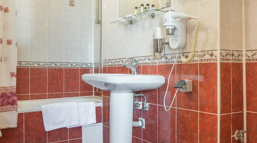 Улучшенный 2-местный 2-комнатный корп.1