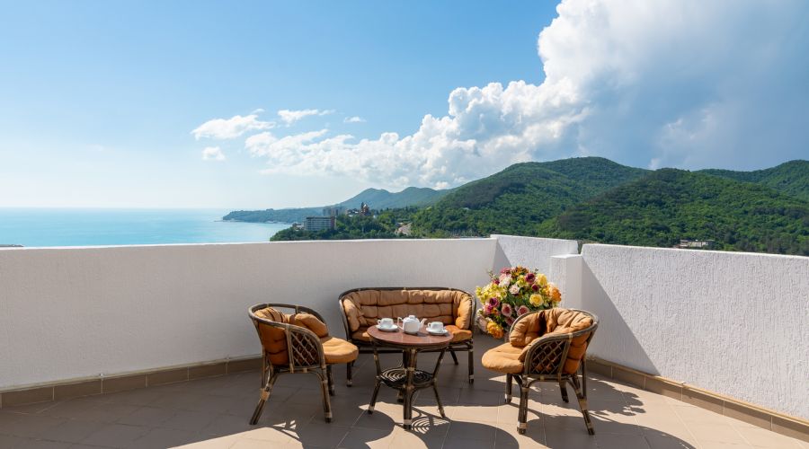 Улучшенный 2-местный 2-комнатный с террасой корпус 1