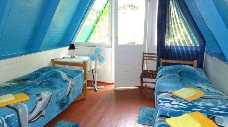 Эконом 3-местный 1-комнатный с удобствами на блок (Летний домик)(Эк)