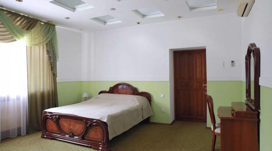 2-комнатный, 1-местный люкс