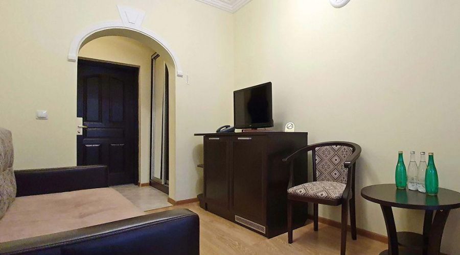 1-местный 2-комнатный полулюкс