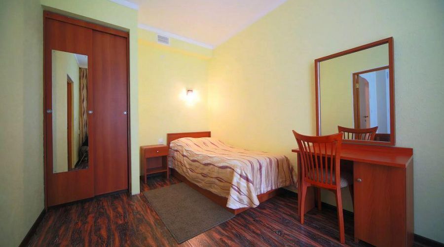 2-местный 3-комнатный полулюкс