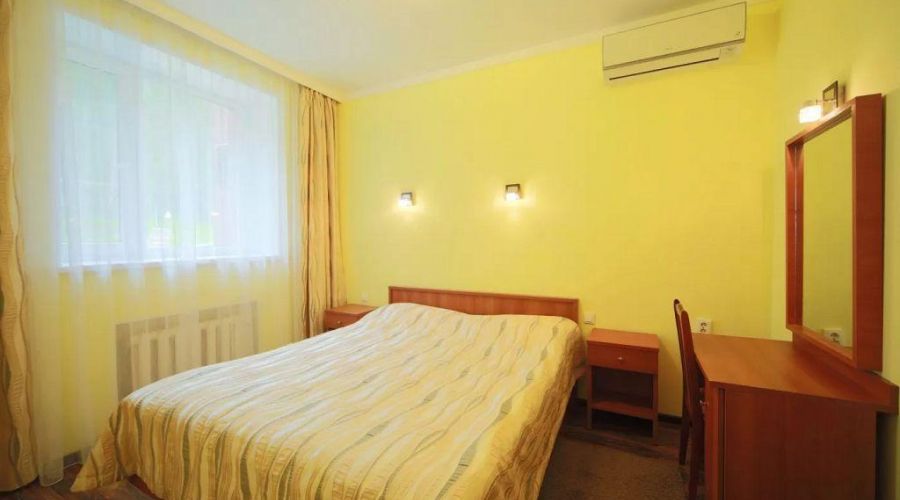 2-местный 3-комнатный полулюкс