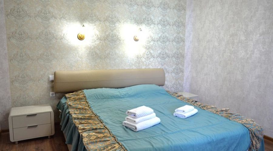 Люкс 1-местный 2-комнатный (коттедж 3) без балкона, 1-2 этаж