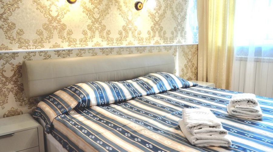 Люкс 1-местный 2-комнатный (коттедж 3) без балкона, 1-2 этаж