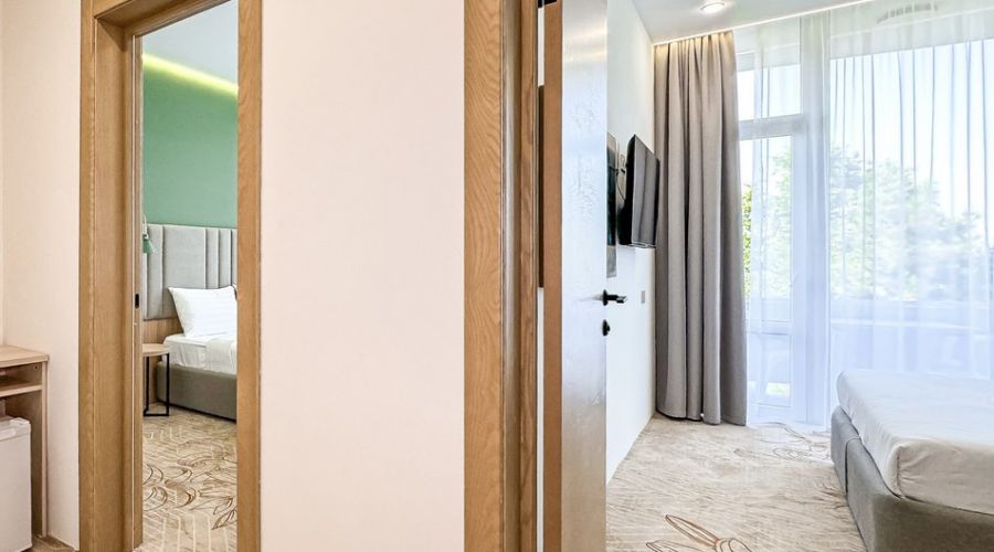 Suite Семейный 4-местный 2-комнатный