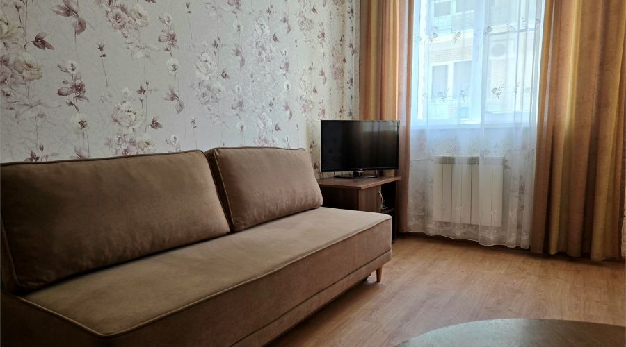 Семейный 2-местный 2-комнатный с диваном