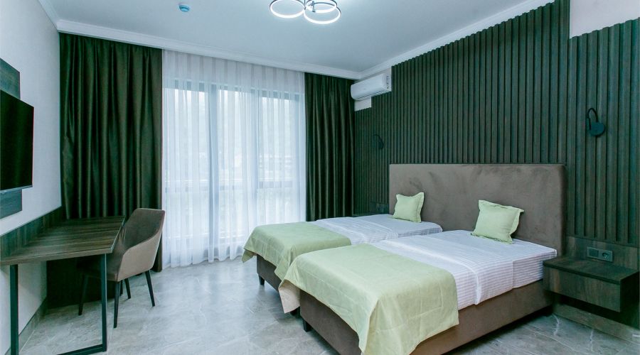 Комфорт Комфорт 2-местный TWIN с видом на парк и балконом