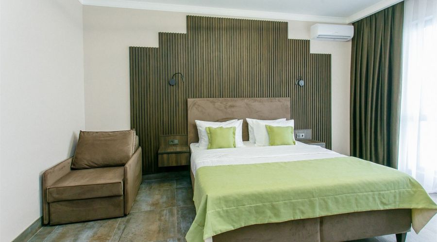 Люкс Двухкомнатный Люкс с видом на море и балконом