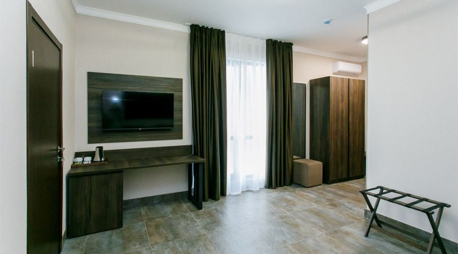 Люкс Двухкомнатный Люкс с видом на море и балконом