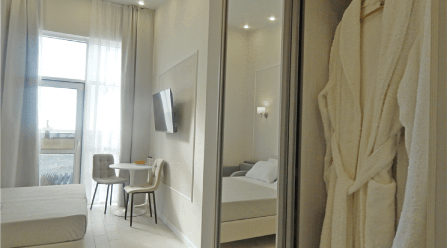 Стандарт 2-местный  с видом на море