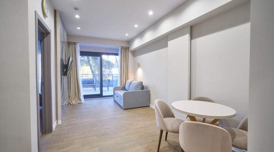 Люкс Люкс 2-комнатный с террасой 2 корпус 1 этаж