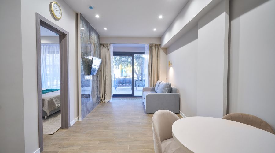 Люкс Люкс 2-комнатный с террасой 2 корпус 1 этаж