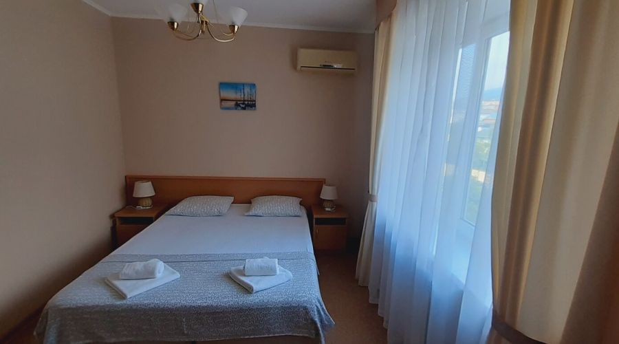 Улучшенный 2-местный без балкона 4 этаж