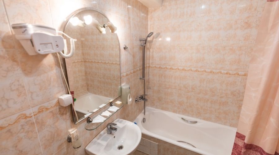 Люкс 2-местный 2-комнатный с кухней