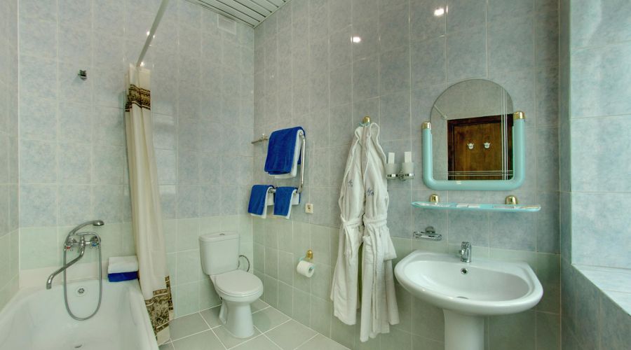 Улучшенный номер  двухместн. двухкомн. 1 кат.