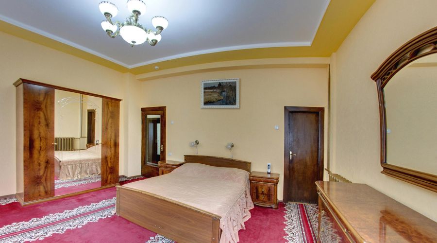 Улучшенный номер  двухместн. двухкомн. 1 кат.