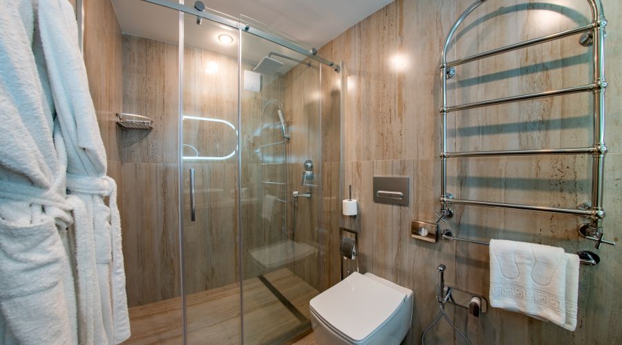 Люкс  2-местный 2 комнатный номер Люкс (после реновации)