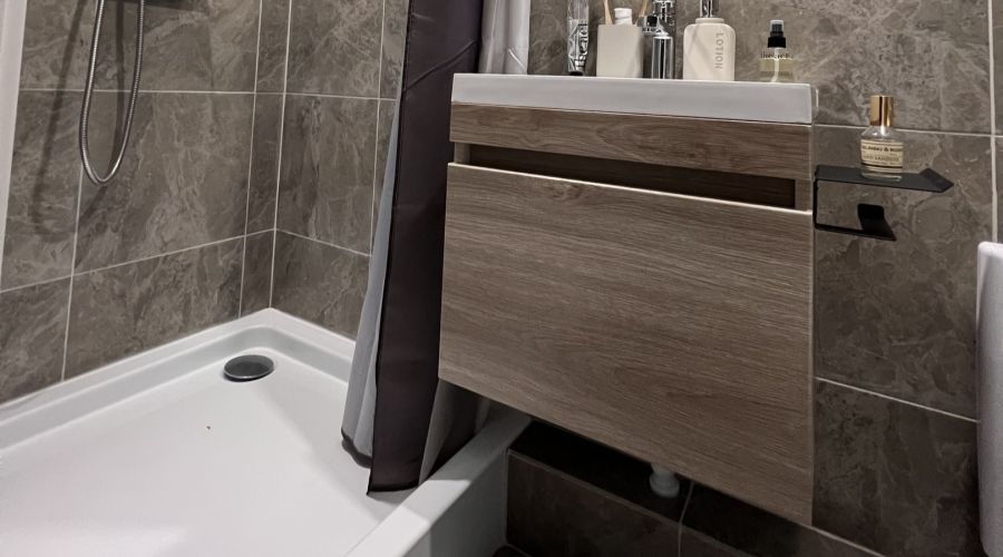 Дом 4-местный Белый