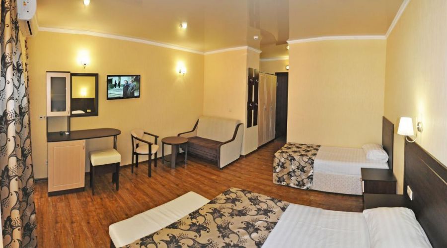 Полулюкс - 3х местный с балконом