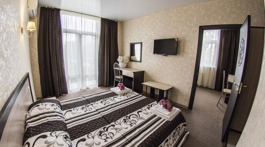 4-х местный 2- комнатный «Семейный»