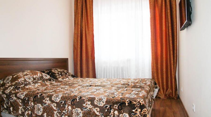 Полулюкс (двухместный и трехместный)