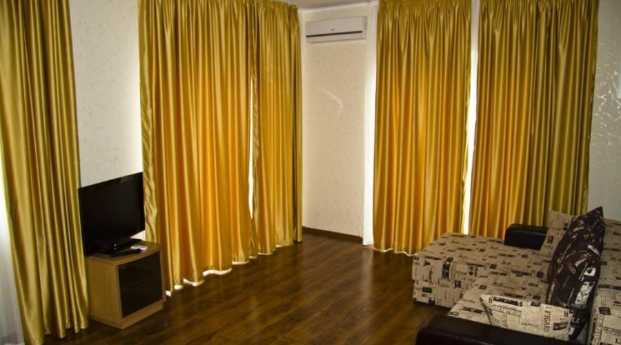 Двухкомнатный номер 1 этаж (&quot;Диана&quot;)