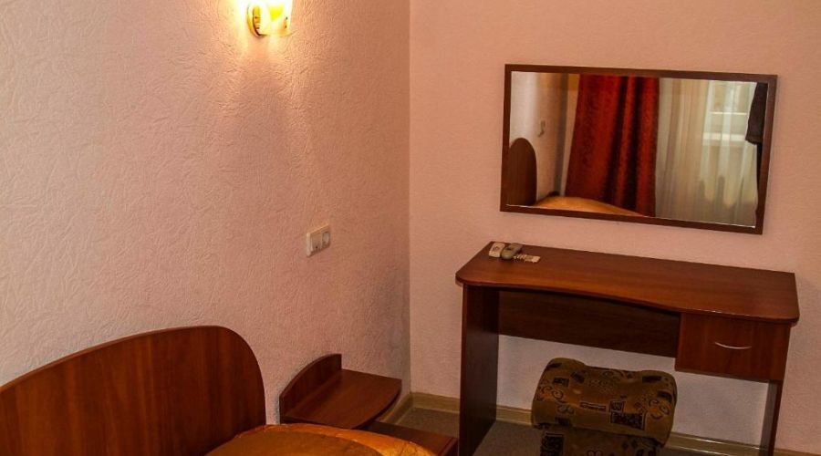 Двухкомнатный номер 1 этаж (&quot;Диана&quot;)