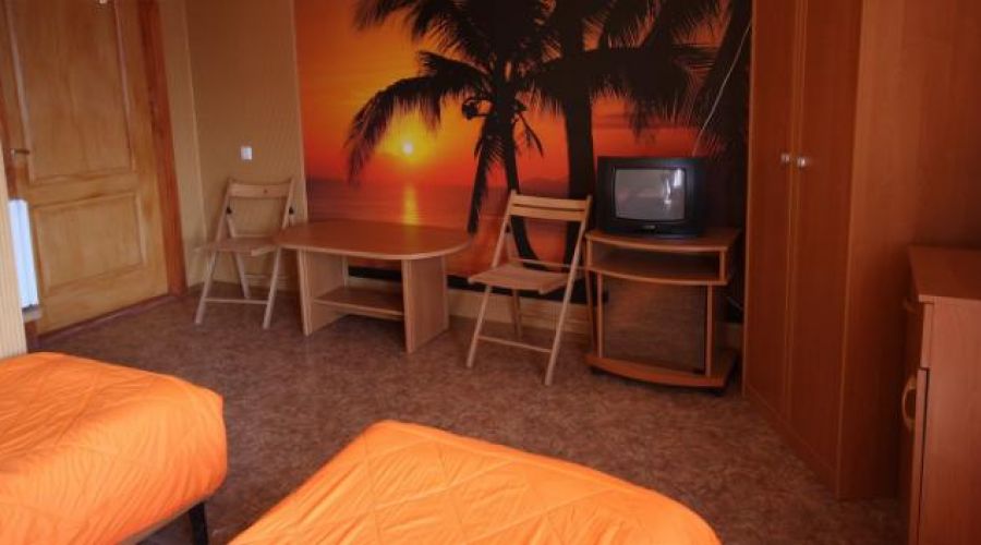 №13 «Закат в тропиках» 4-местный 2-х комнатный (3 этаж)