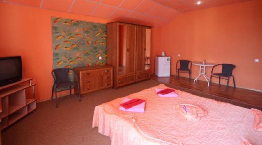 №13 «Закат в тропиках» 4-местный 2-х комнатный (3 этаж)