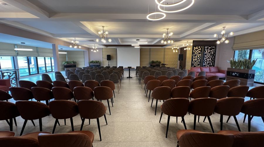 Конференц-зал