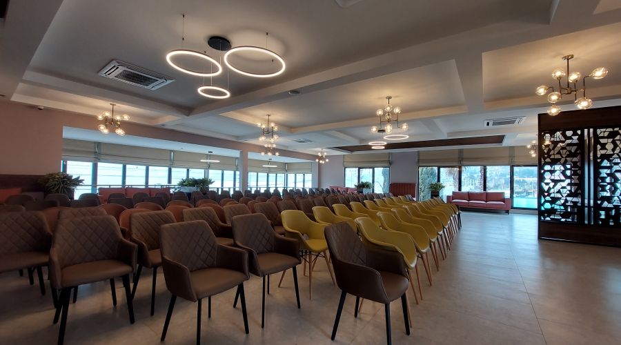 Конференц-зал