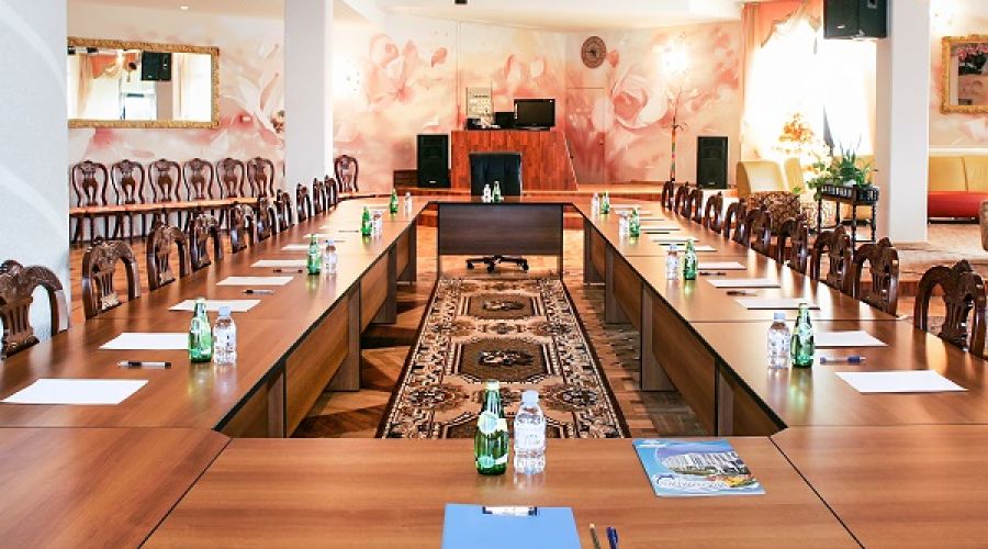 Конференц-зал