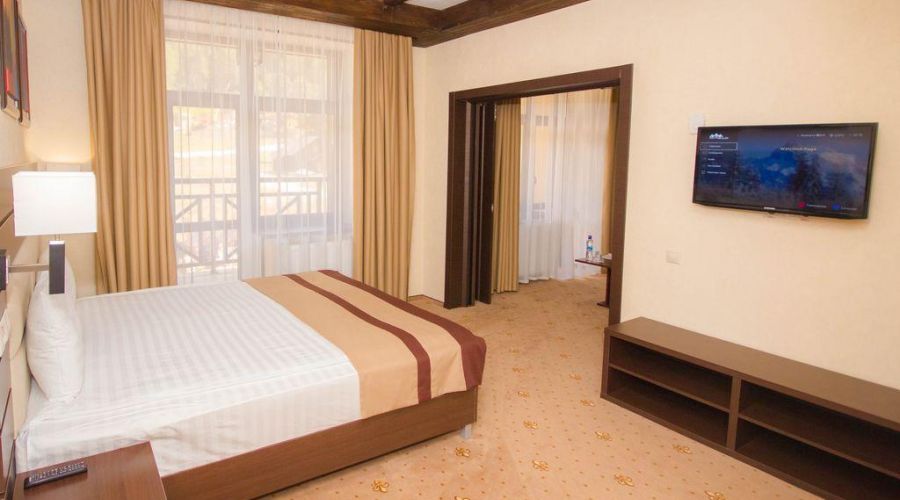 Номер "Джуниор Сюит" (Полулюкс)