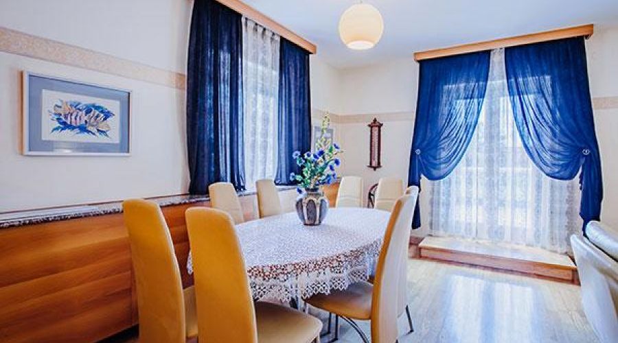 Апартаменты