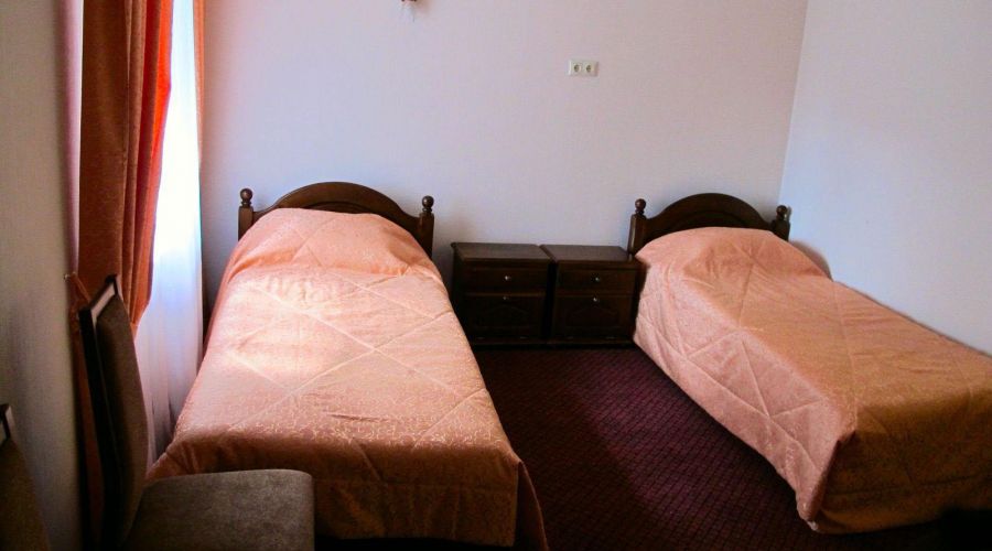 Двухместный номер №4, 5 (корпус №1)