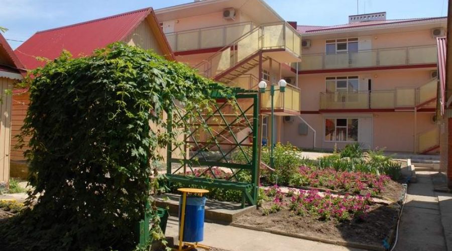 «Полулюкс»