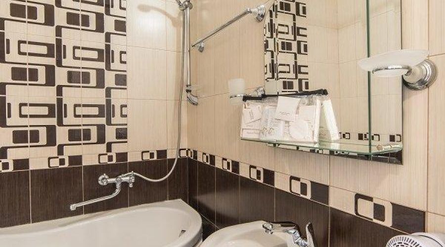 «Семейный» (комнаты 325, 425)